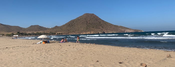 Playa de los Genoveses is one of Calas imprescindibles.