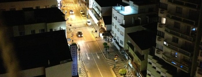 Avenida Brasil is one of สถานที่ที่ Vinicius ถูกใจ.