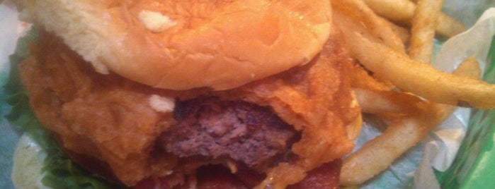 Tune Inn Restaurant & Bar is one of The 15 Best Places for Cheeseburgers in Washington.