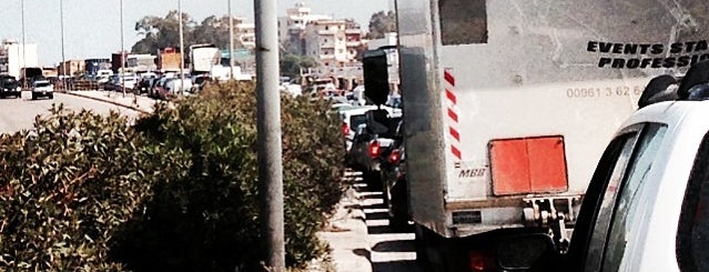 Jisr El Wati Traffic is one of Immobility.