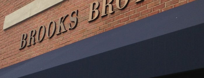 Brooks Brothers is one of Lugares favoritos de Rocio.