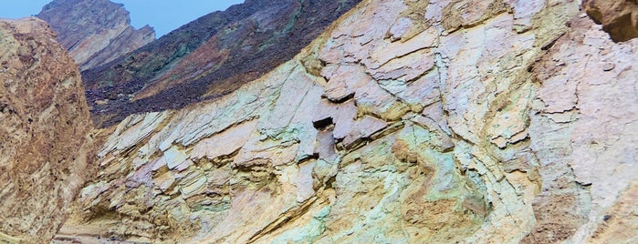 Golden Canyon is one of Tempat yang Disukai Crystal.