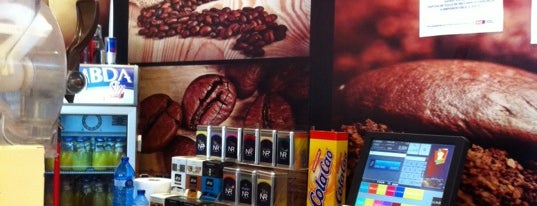 Audrey Brunch & Coffee is one of Tempat yang Disukai Jose Luis.