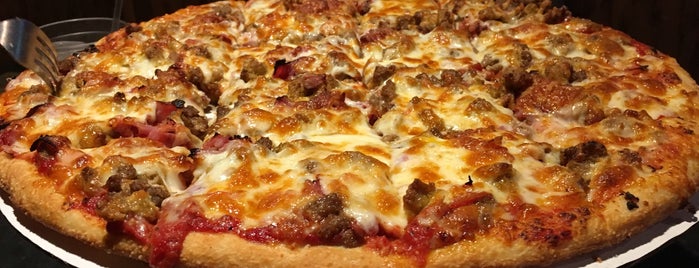 Bellacino's Pizza & Grinders is one of Posti che sono piaciuti a Laura.