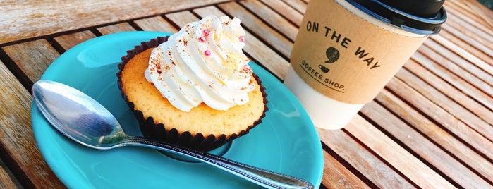 ON THE WAY, coffee & cupcake is one of cafe.