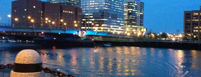 Patio @ Intercontinental Hotel is one of Boston Bars.