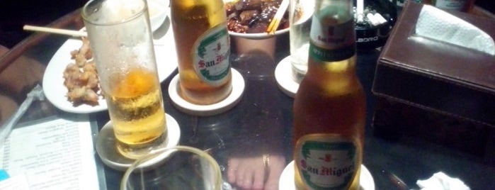 KGB (Korean Grille Bar)) is one of Locais curtidos por JÉz.