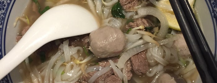 Pho Vietz is one of Tracy 님이 좋아한 장소.