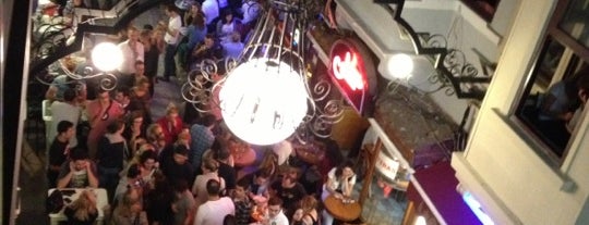 Aslanım Bar & Bira Evi & Restaurant is one of Lugares favoritos de Kerem.
