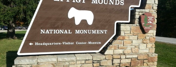 Effigy Mounds National Monument Visitor Center is one of Iowa: State and National Parks.