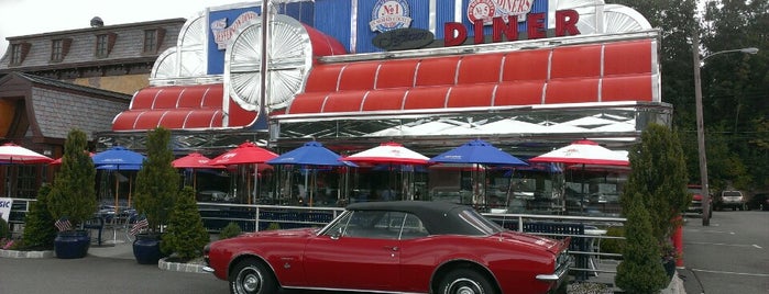 Jefferson Diner is one of Julie's things to do.