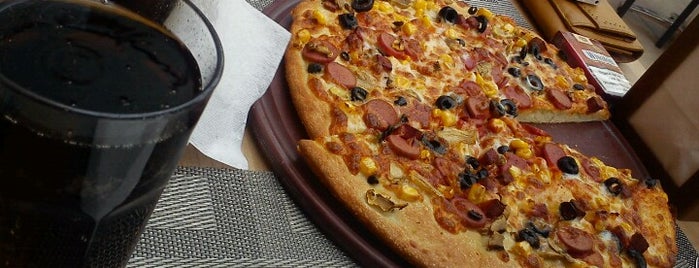 Little Caesars Pizza is one of İpekさんのお気に入りスポット.