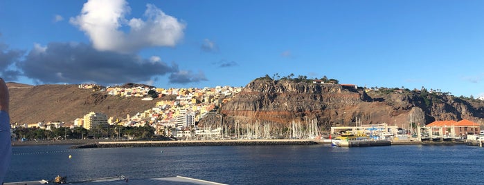 Puerto de San Sebastian de La Gomera is one of Locais curtidos por Yves.