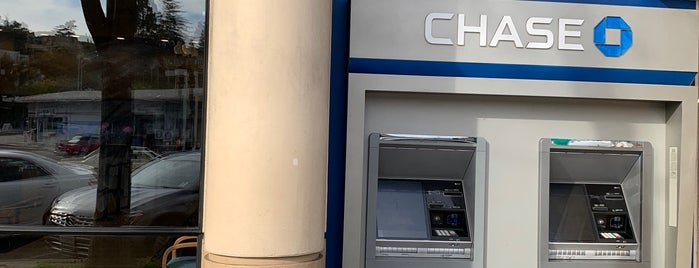 Chase Bank is one of California fun.