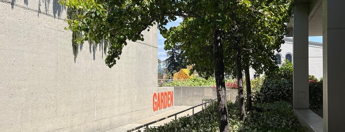 Oakland Museum of California is one of Danyel : понравившиеся места.