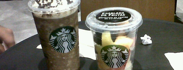 Starbucks is one of Locais curtidos por Arturo Sebastian.