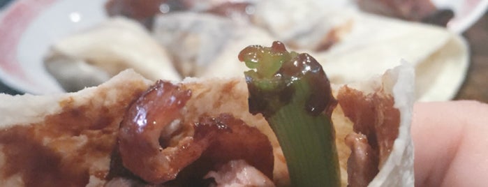 Deluxe Green Bo Restaurant is one of Manhattan Chinatown Dumpling Crawl.