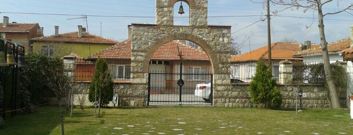 Konstantin ve Elena Bulgar Ortodoks Kilisesi is one of Edirne Rehberi.