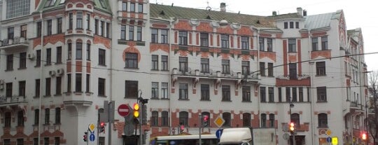 Австрийская площадь is one of Шоссе, проспекты, площади Санкт-Петербурга.