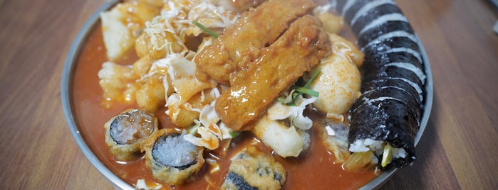 짱구분식 is one of 제주도 맛집.