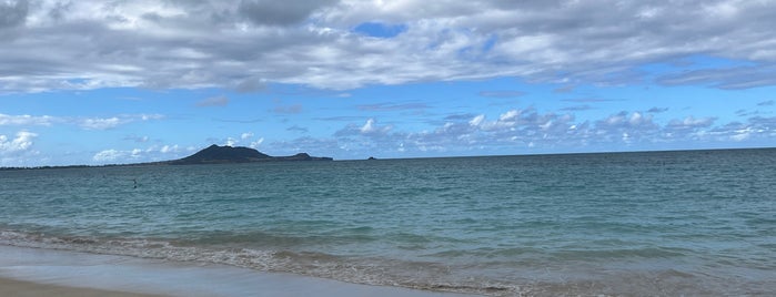 Kailua Beach is one of Hawaii🌴🌺🌈💙 ①.