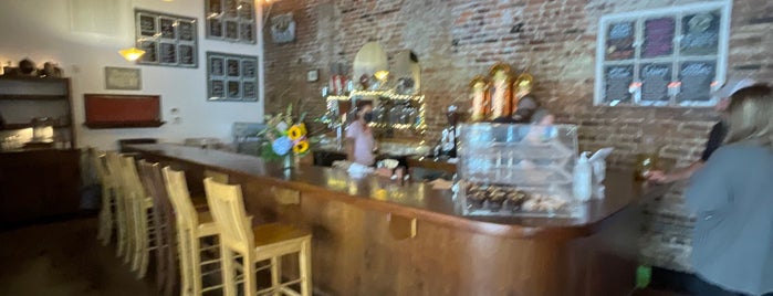 The Bee's Knees is one of Must-visit restaurants, cafes in Augusta.