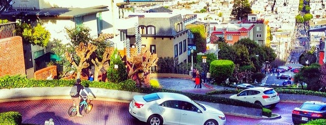 Lombard Street is one of Across USA.