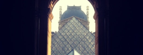 Musée du Louvre is one of Sur les traces des Francs-Maçons.