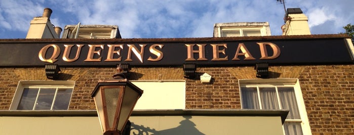 The Queens Head is one of Pubs.