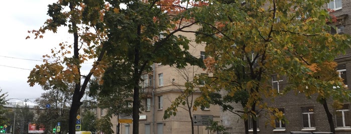 Школьная улица is one of подсказки.