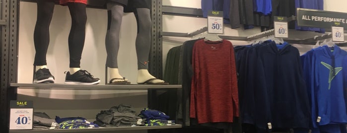 Old Navy is one of Vancouver Shopping.