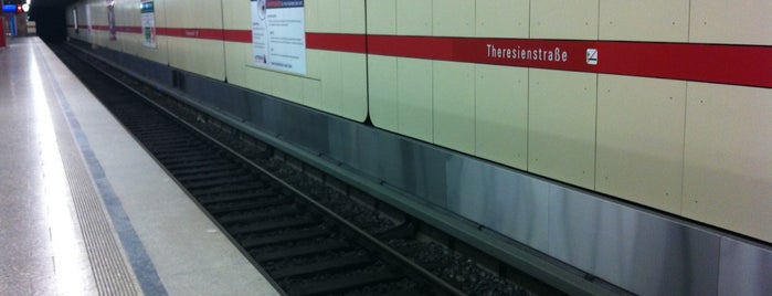 U Theresienstraße is one of U-Bahnhöfe München.