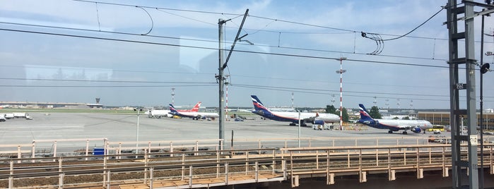 Aeroexpress Terminal at SVO Airport is one of Angel'in Beğendiği Mekanlar.