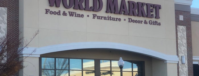 World Market is one of Orte, die Vasha gefallen.