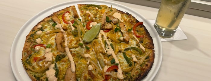 California Pizza Kitchen is one of 神奈川【cafe&restaurant】.