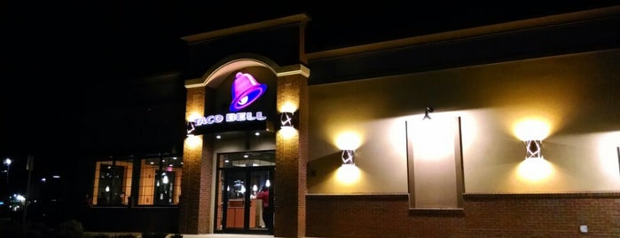 Taco Bell is one of Lieux qui ont plu à Lynn.