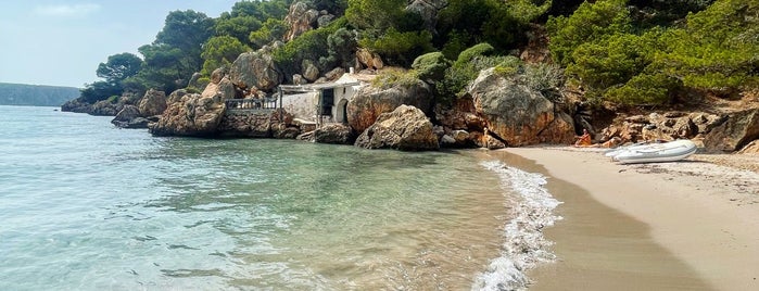 Cala Es Bot is one of Menorca.