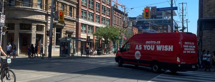 TTC Streetcar #504 King St is one of Frequent.