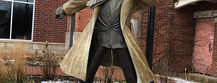 Dick Tracy Statue is one of Naperville, IL & the S-SW Suburbs.
