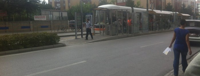 SSK Tramvay Durağı is one of Locais salvos de Arzu.