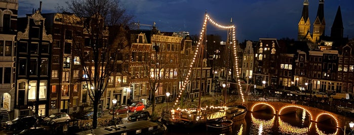 Keizersgracht is one of Amsterdam.