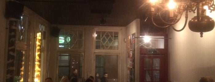 Café van Kerkwijk is one of Ilyaさんのお気に入りスポット.