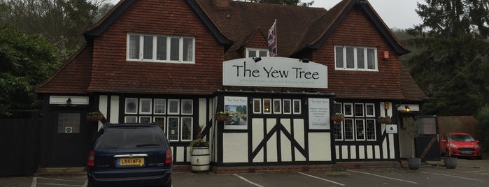 The Yew Tree is one of Lieux qui ont plu à Thomas.