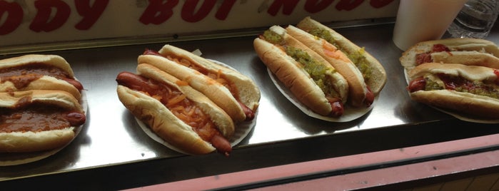 Gray's Papaya is one of Foods and drinks of New York.