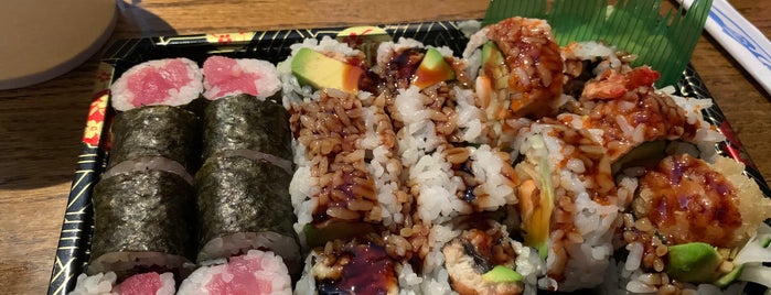 Tomo Japanese Cuisine is one of The 11 Best Places for Tuna Sushi in Queens.