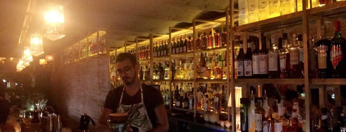 La Antigua Compañía de las Indias is one of Bar.