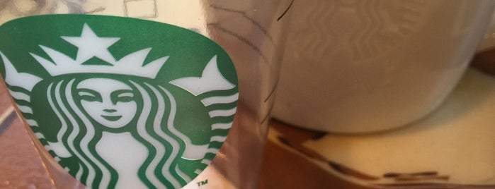 Starbucks is one of PasteleriaADomicilio.comさんのお気に入りスポット.