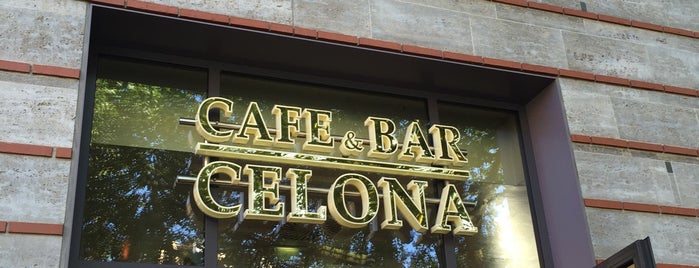 Cafe & Bar Celona is one of Müntser.