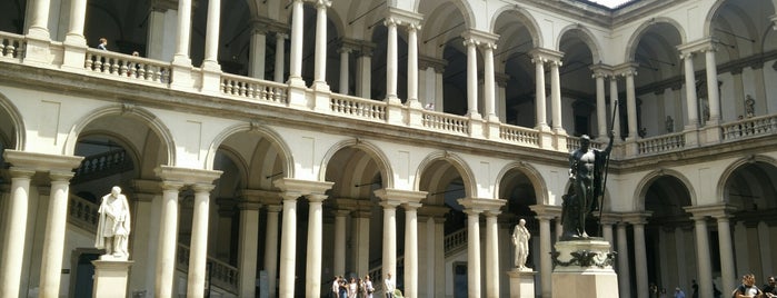 Pinacoteca di Brera is one of สถานที่ที่ Маша ถูกใจ.