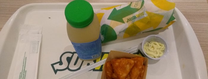 Subway is one of Shopping Anália Franco.